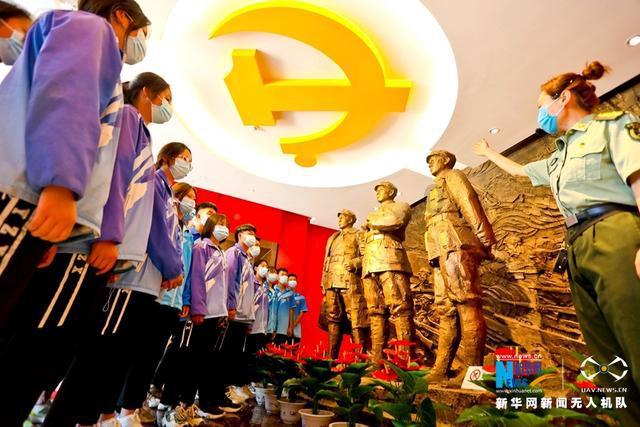 河南省政协委员冯廷立:加快农村小学撤点合并